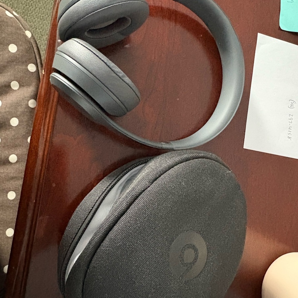 Beats by Dre Over-Ear Headphones - Gray